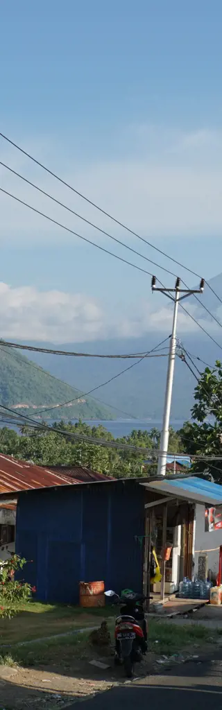 Tauchen und Inselalltag in den Nordmolukken